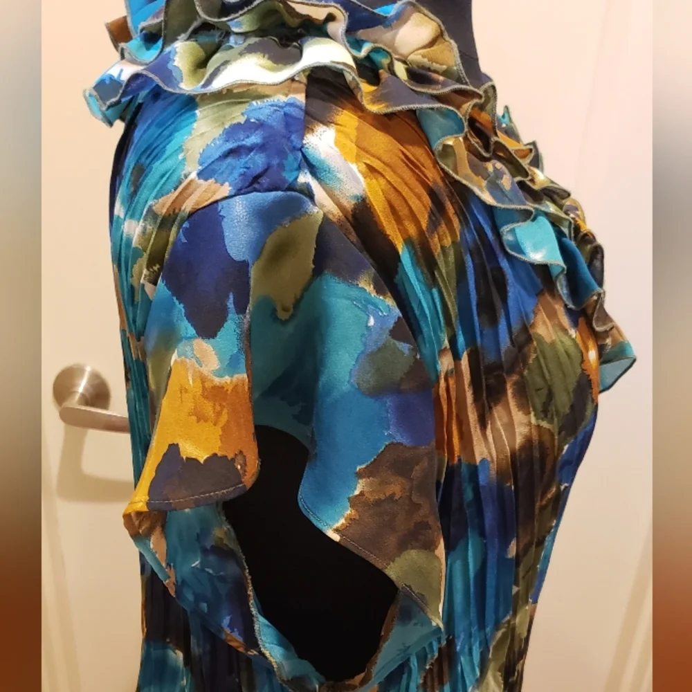 Sunny Leigh Multicolor Ruffle Blouse With Cap Sleeves